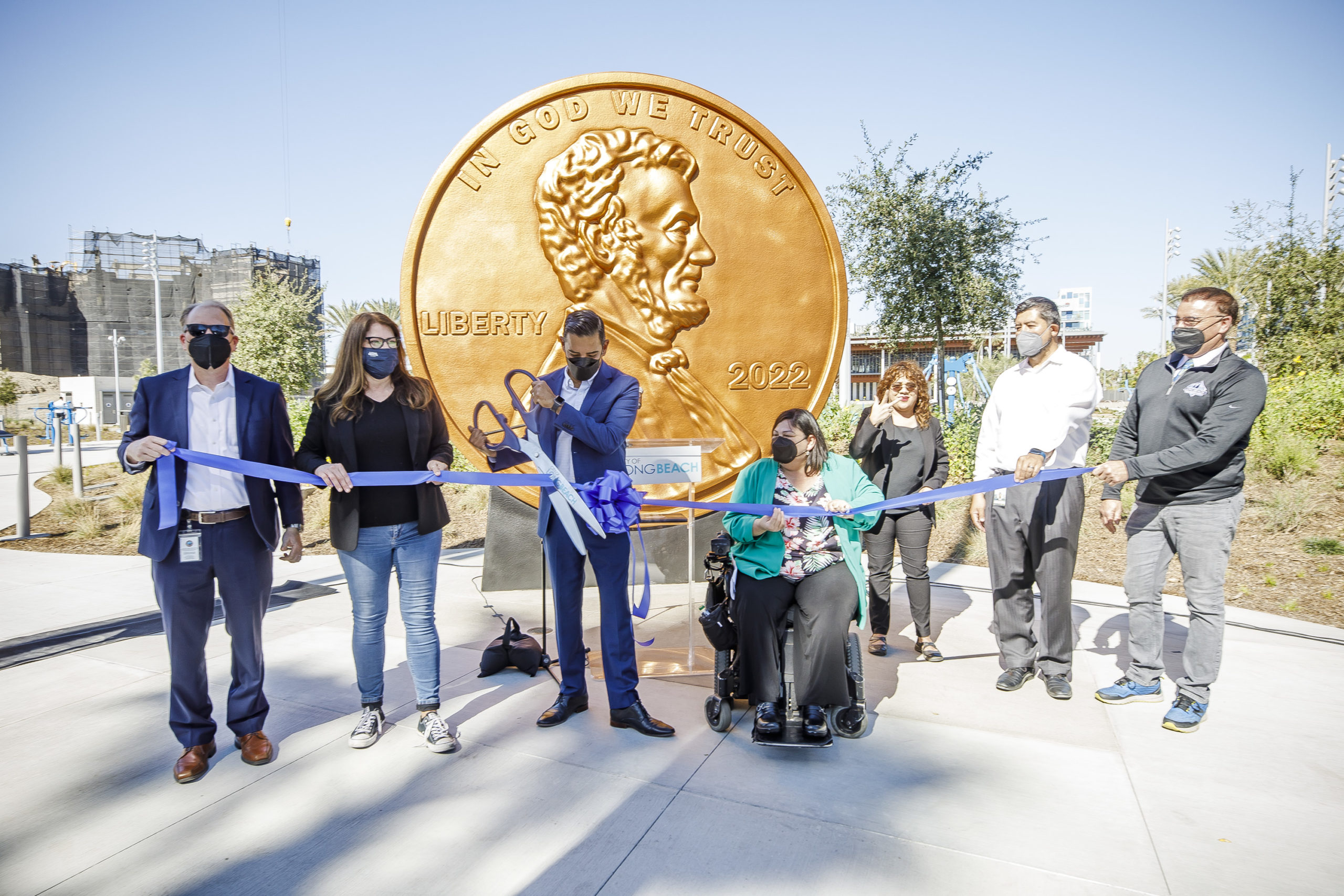 City Celebrates Official Opening of the Redesigned Lincoln Park Long