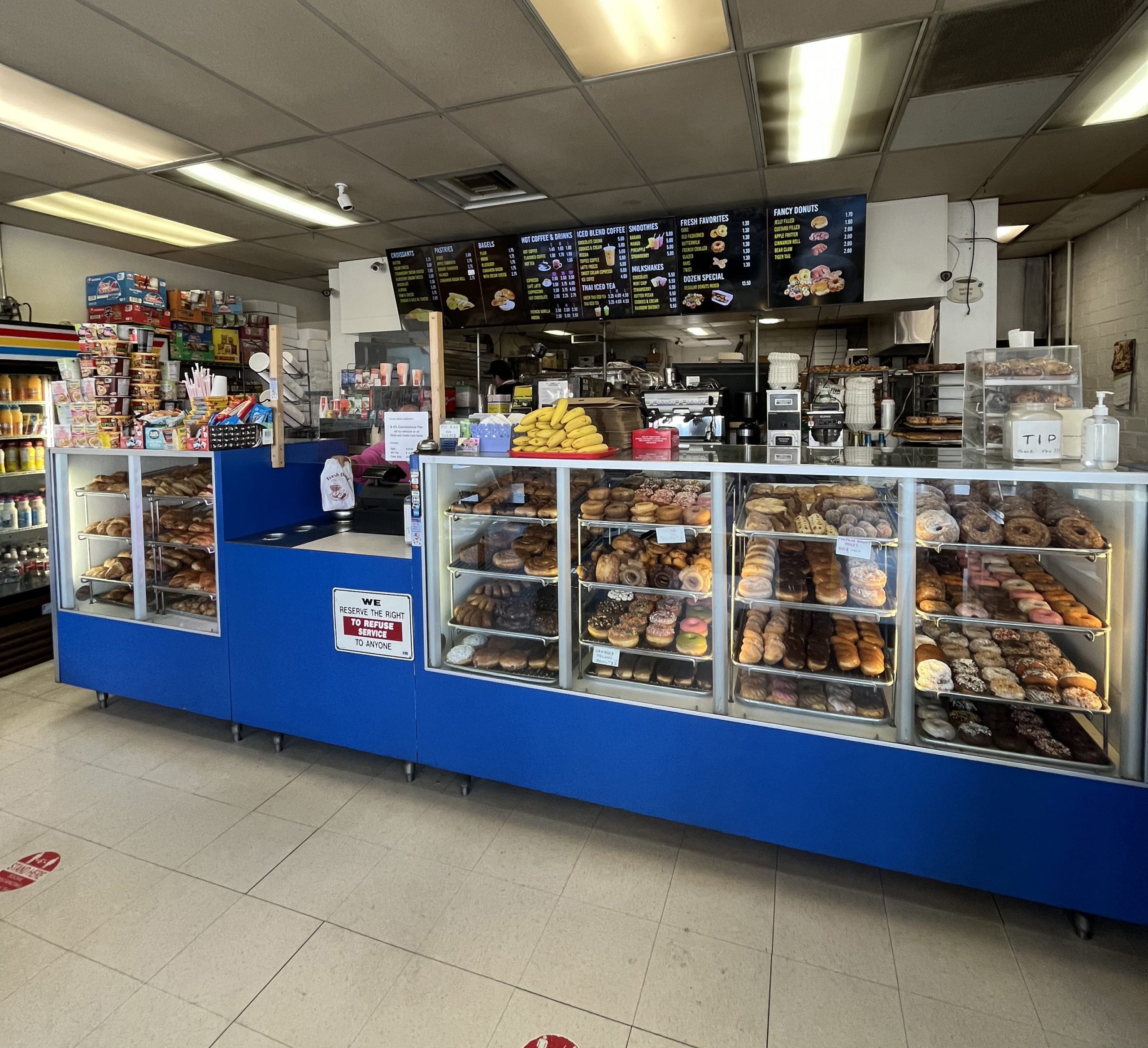 Behind the Beloved Bakery Simone’s Donuts Long Beach Local News